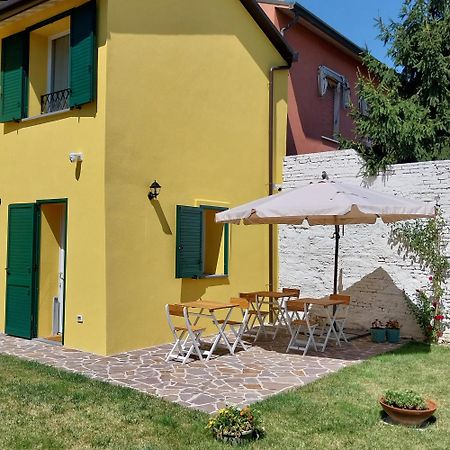 B&B La Casa Gialla Ραβένα Εξωτερικό φωτογραφία
